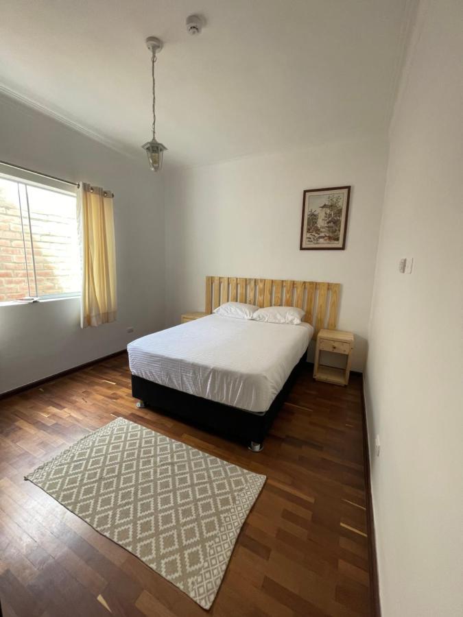 Casaroma Hostels Lima Buitenkant foto