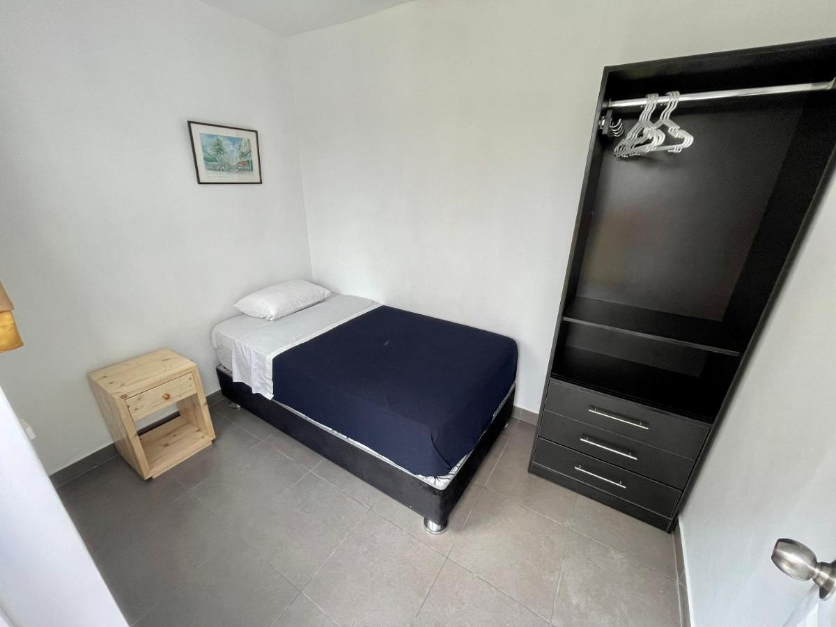 Casaroma Hostels Lima Buitenkant foto