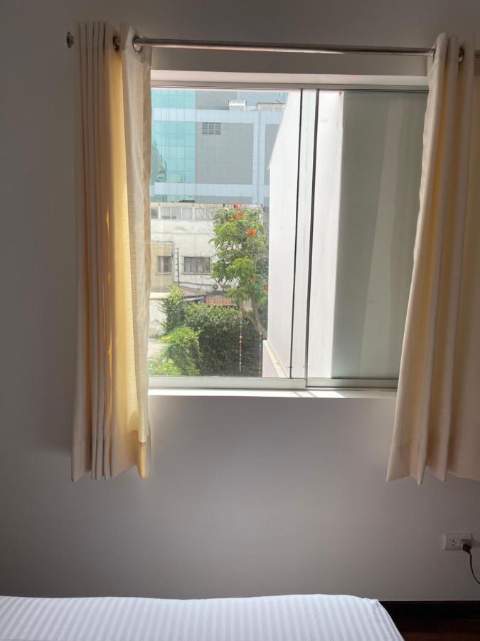 Casaroma Hostels Lima Buitenkant foto