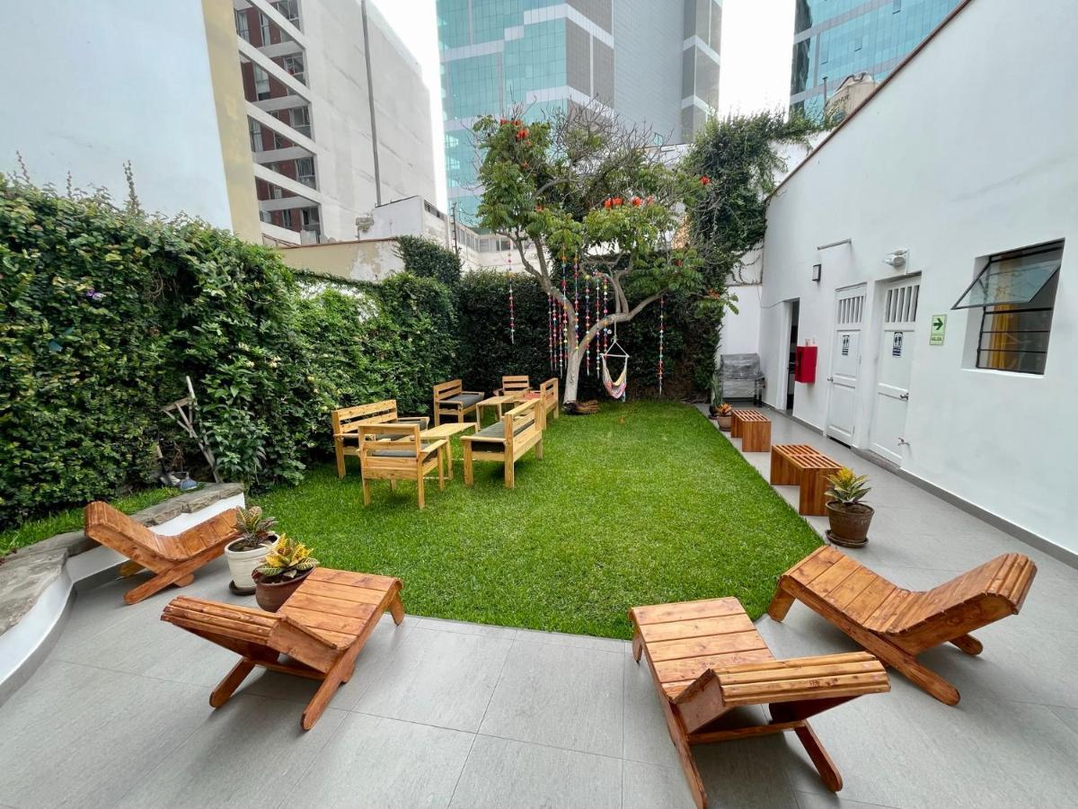 Casaroma Hostels Lima Buitenkant foto