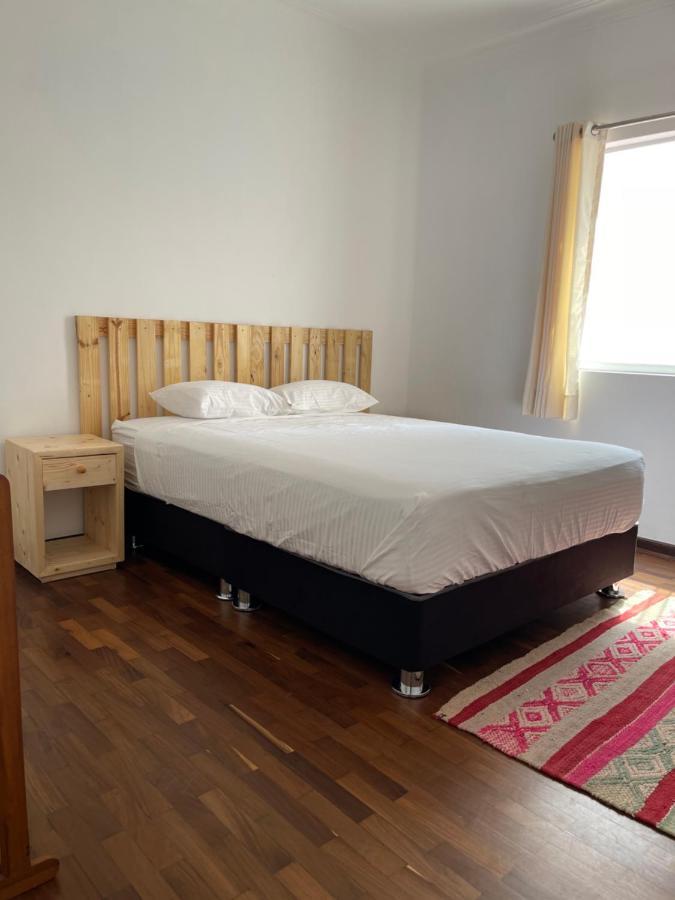 Casaroma Hostels Lima Buitenkant foto